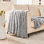 Couvertures en sherpa doux EMME-115952696-115952691