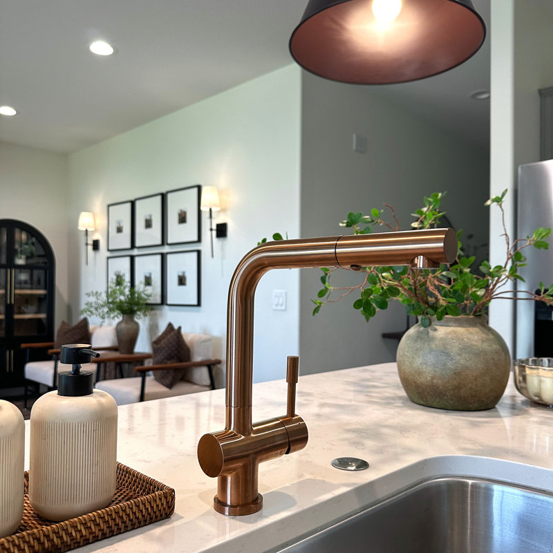 Lulani Nassau Pull Out Kitchen Faucet, Rose Gold