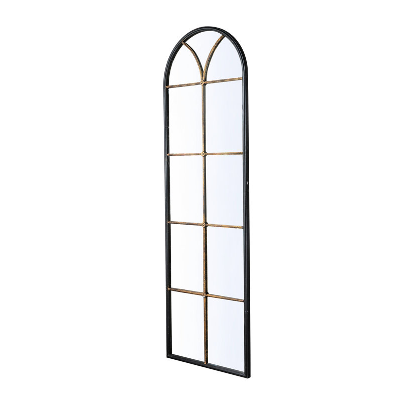 Le miroir de plancher arqué noir et doré de 74,5 pouces, à reflet transparent, s'adapte à la décoration intérieure de 23,5 x 74,5 pouces au look simple et intemporel, idéal pour tous