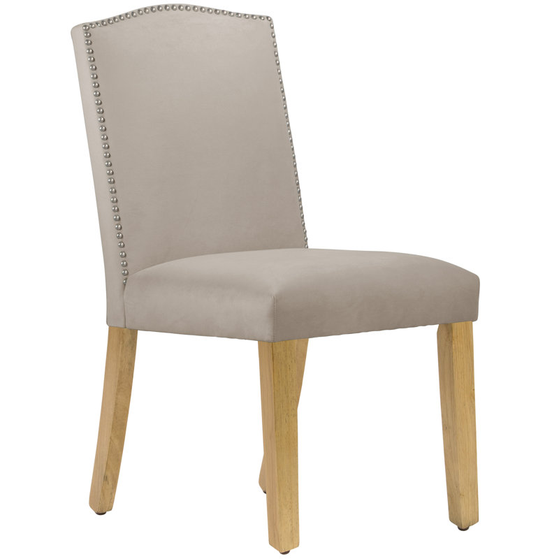 Chaise rembourrée Tietjen, Velours performance gris clair Bella, Bois naturel
