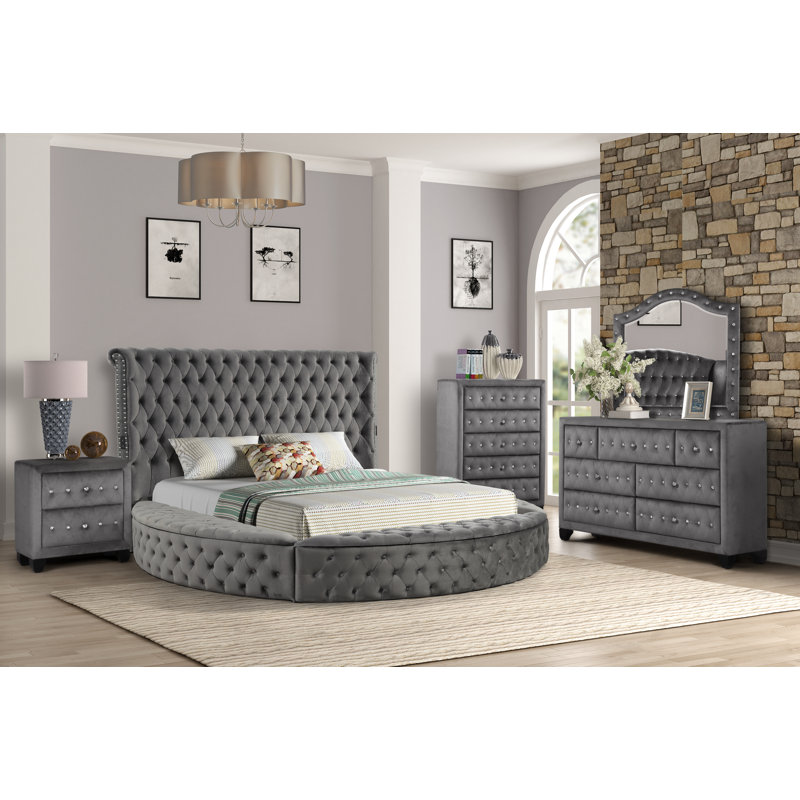 Ensemble de chambre à coucher 5 pièces avec revêtement en bois capitonné gris