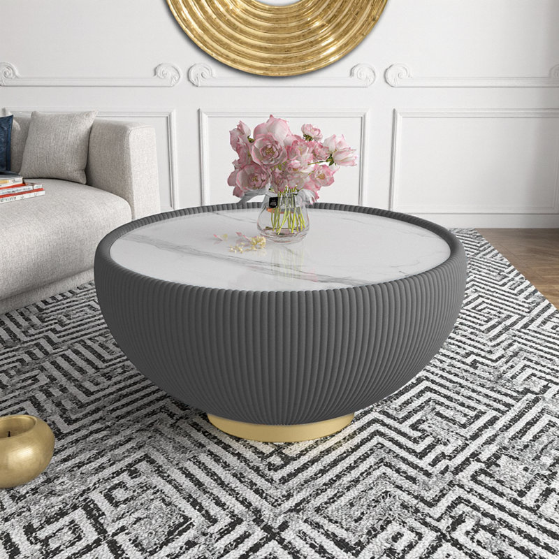 Table basse moderne avec plateau en pierre frittée et détails en cuir Modern