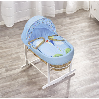  Babykörbchen mit Ausstattung
