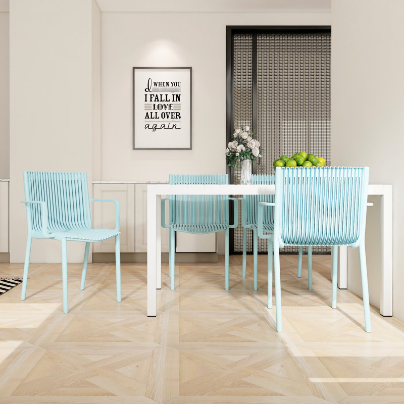 Table longue blanche moderne de 55 pouces, fauteuils en polypropylène empilables 4 pièces, intérieur / extérieur, durabilité toutes saisons, métal thermolaqué, forme de chaise ergonomique, plateau de table de haute qualité, -,,, et