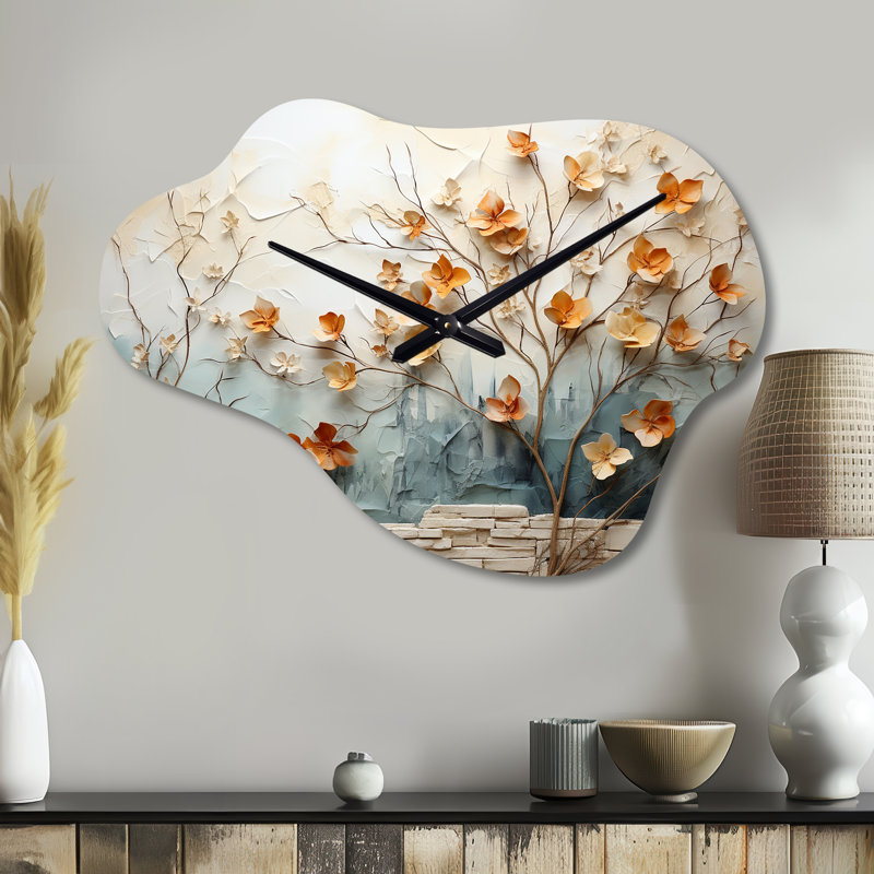 Horloge murale asymétrique «Peach Grey Tree Whispering Maple I» en érable, Petit