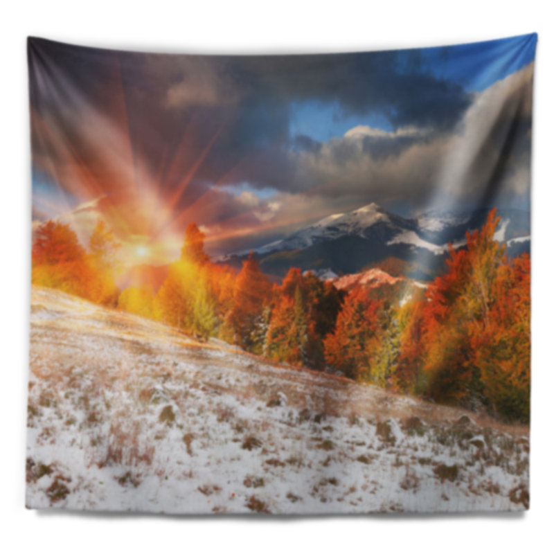Tapisserie de carpathian à montagnes avec accessoires suspendus en polyester first snow, H 78 po x l 92 po