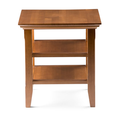 Table de bout transitionnelle en bois massif de 19 po avec 2 tablettes ouvertes Acadian