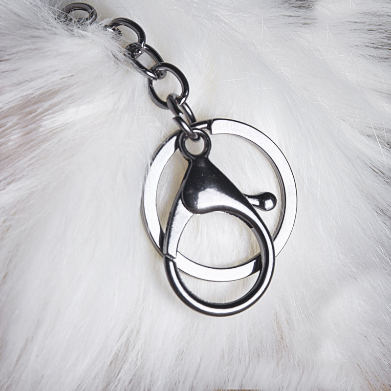 Porte-clefs, Blanc cassé