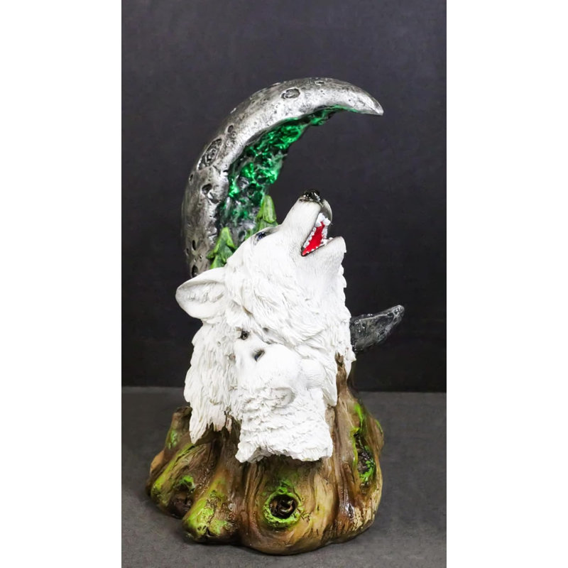 Figurine de loup blanc neige et hiver