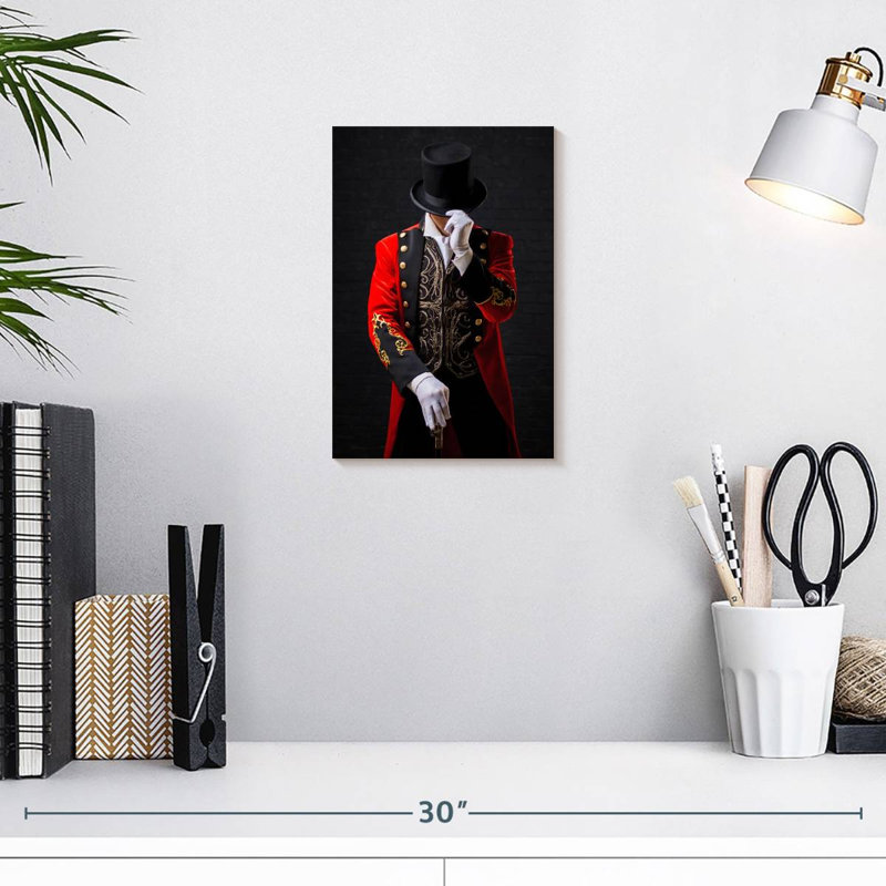 Leisha Showman, 12" H x 8" W