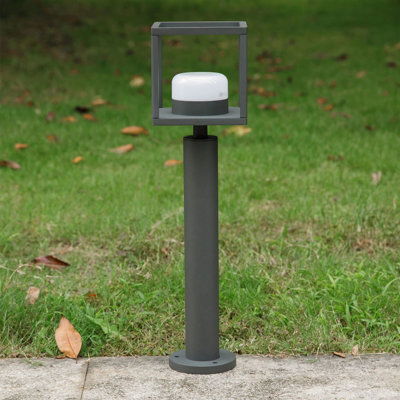 Solar Powered Integrated LED Metal Pathway Light