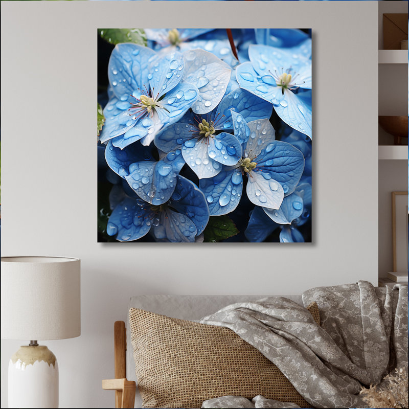 Blue Hydrangea Celestial Petals - Floral Wall Art Prints, H 24 po x l 24 po x P 1 po, Toile tendue