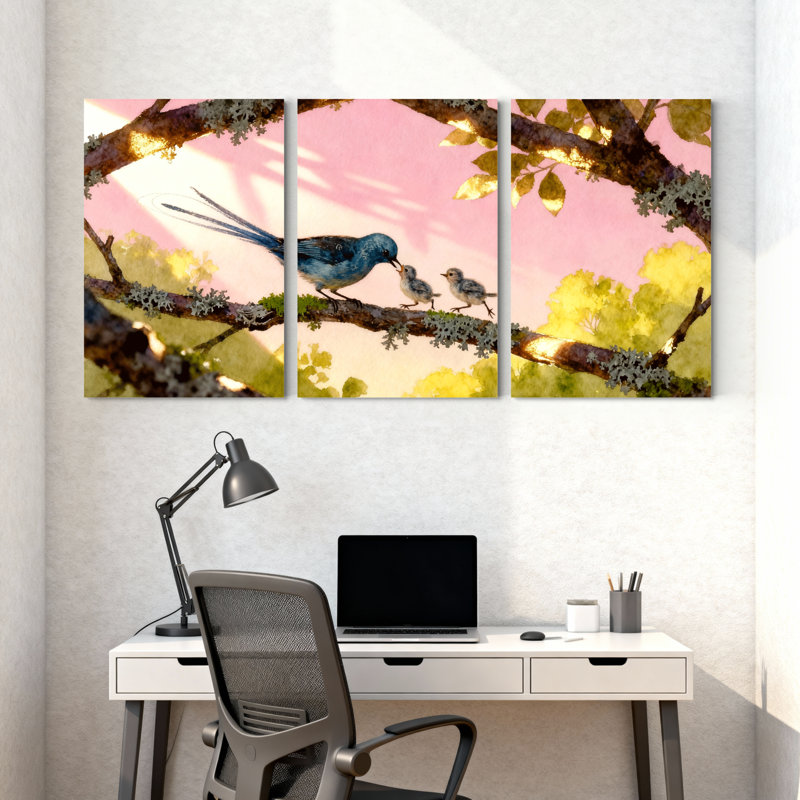 Oiseaux qui nourrissent des poussins sur une branche avec des feuilles, ensemble de 3 impressions sur toile