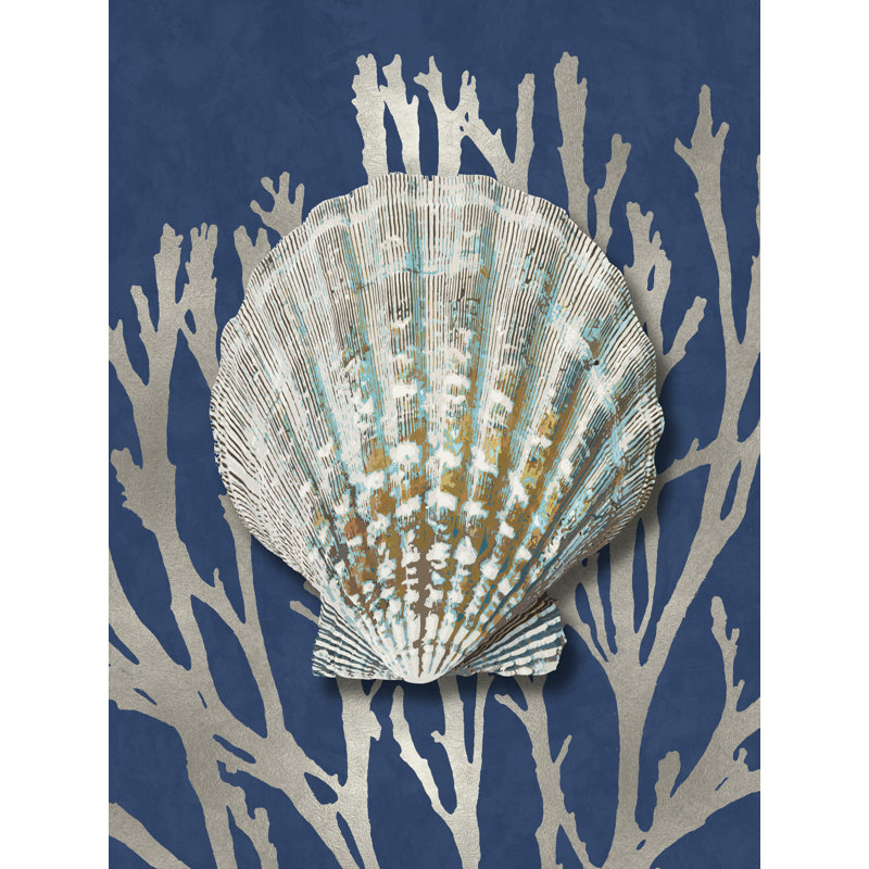 «Shell Coral Silver on Blue IV» par Caroline Kelly - reproduction d'art sur toile tendue, H 48 po x l 36 po