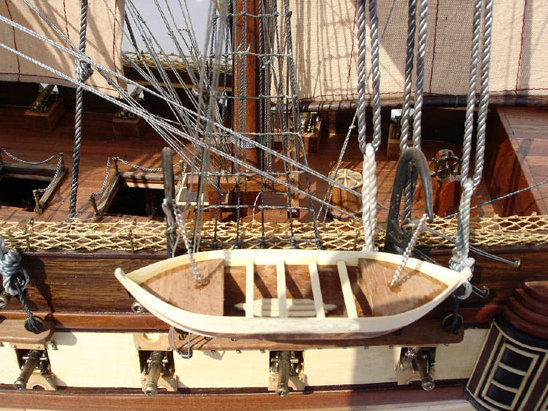 Bateau miniature USS Constitution