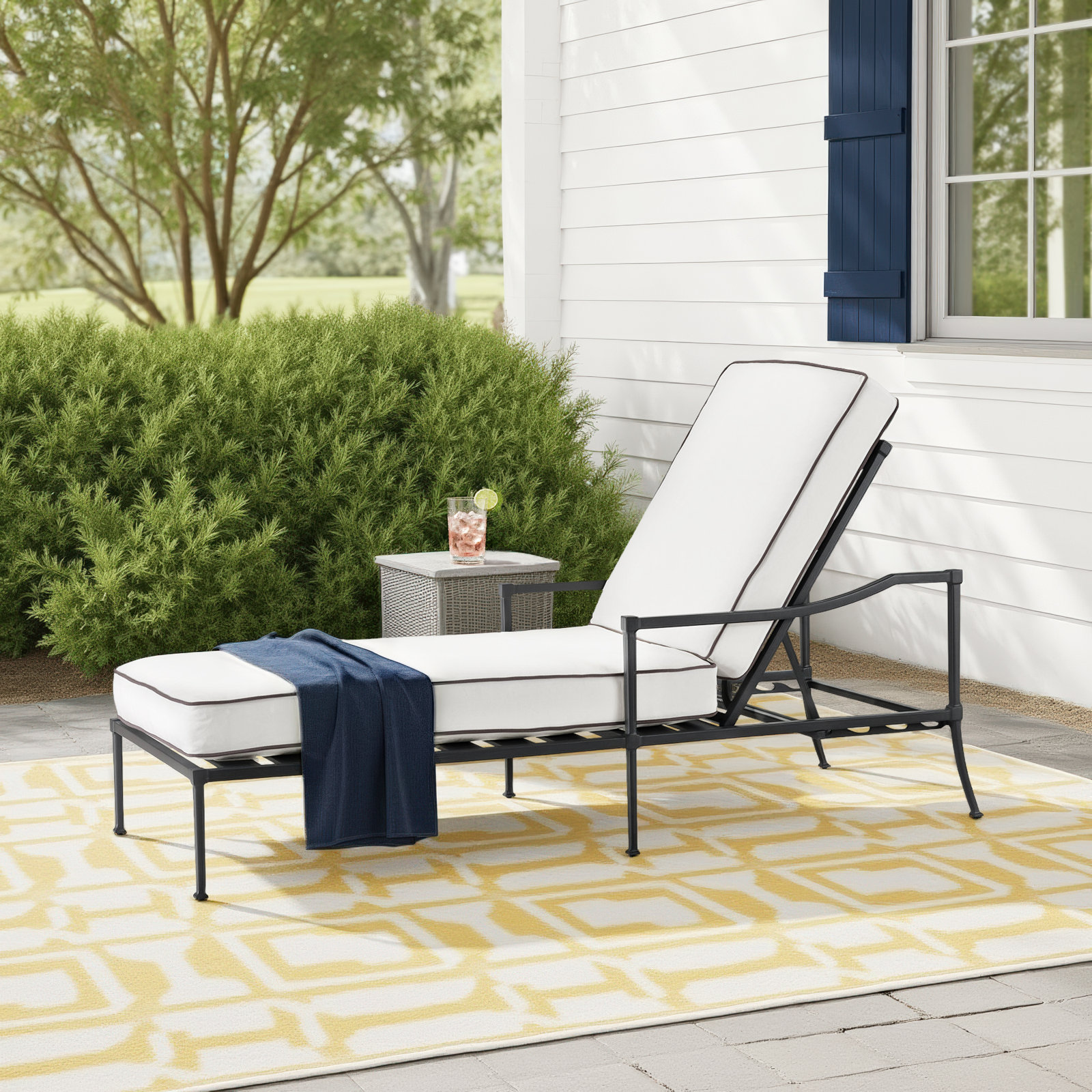 Milhouse 28'' Outdoor Aluminum Chaise Lounge