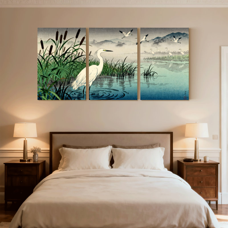 Héron blanc dans un marais avec oiseaux volants, ensemble de 3 impressions sur toile, H 30 po x l 60 po