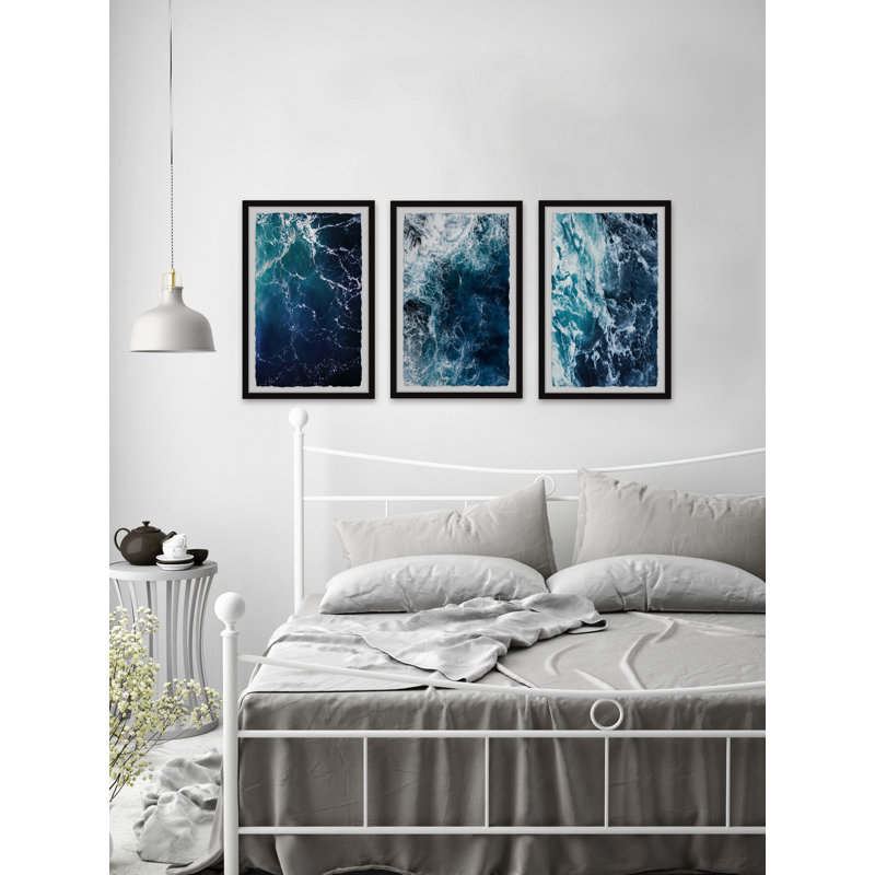 Tout un lot de triptyque bleu, H 36 po x l 24 po