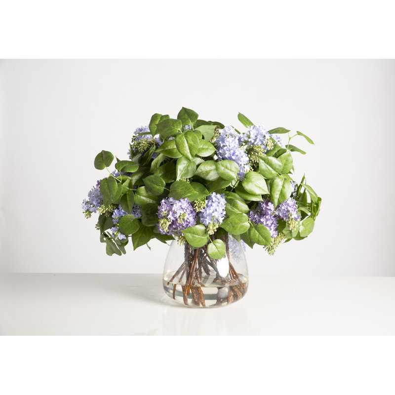 Lilas en vase en verre