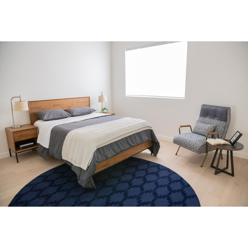 Varela Queen Steel Legs Platform Bed, Brown
