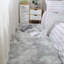 Tapis gris clair à poils longs Rikwin-1028346602