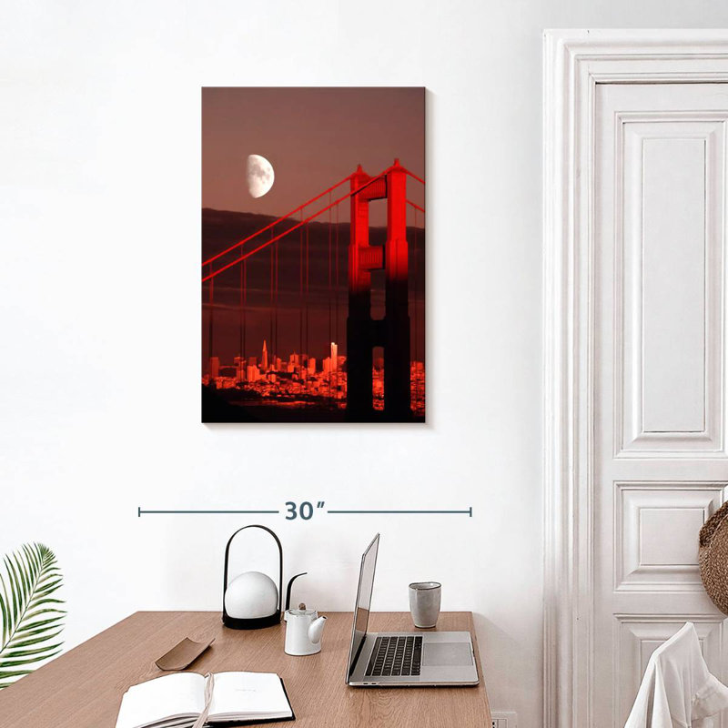 Lilie Golden Gate Moon, 30" H x 20" W