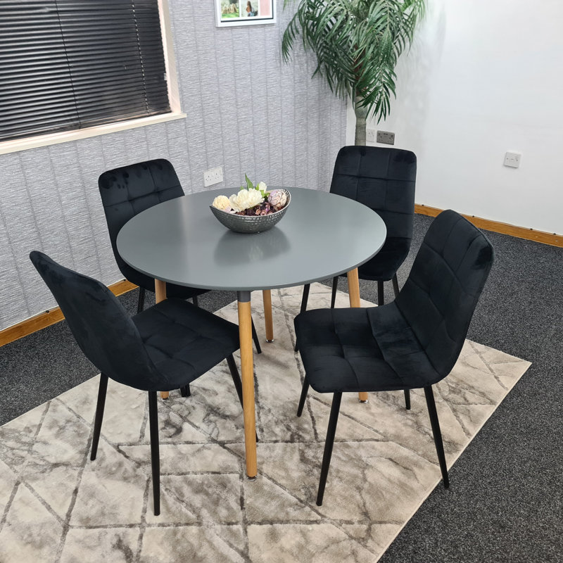 Gordin 4 - Person Dining Set, Grey, Black