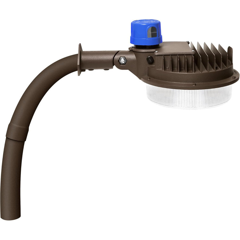 Lumière de grange à DEL 120W crépuscule à l'aube, lumière d'inondation extérieure 18 000LM 5000K, IP65 imperméable, angle réglable avec bras de fixation, photocellule externe pour l'éclairage de la cour et de la zone