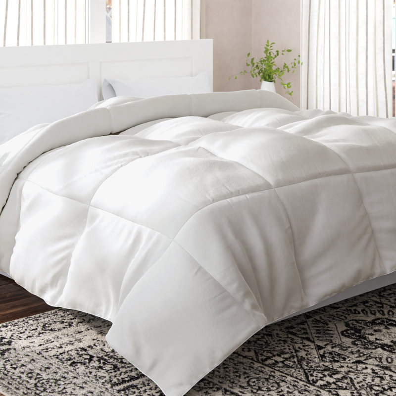 Twin All Season Goose Down Comforter, Full / Queen