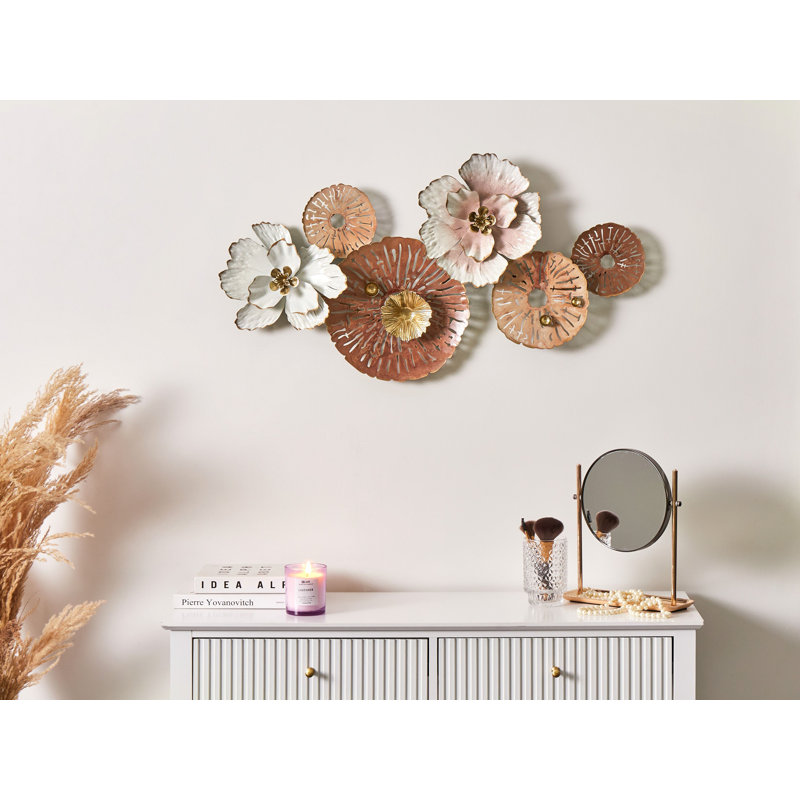Handmade Plants & Flowers Wall Decor on Iron