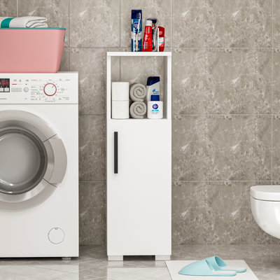 Lisamaria 96.6cm Kitchen Pantry