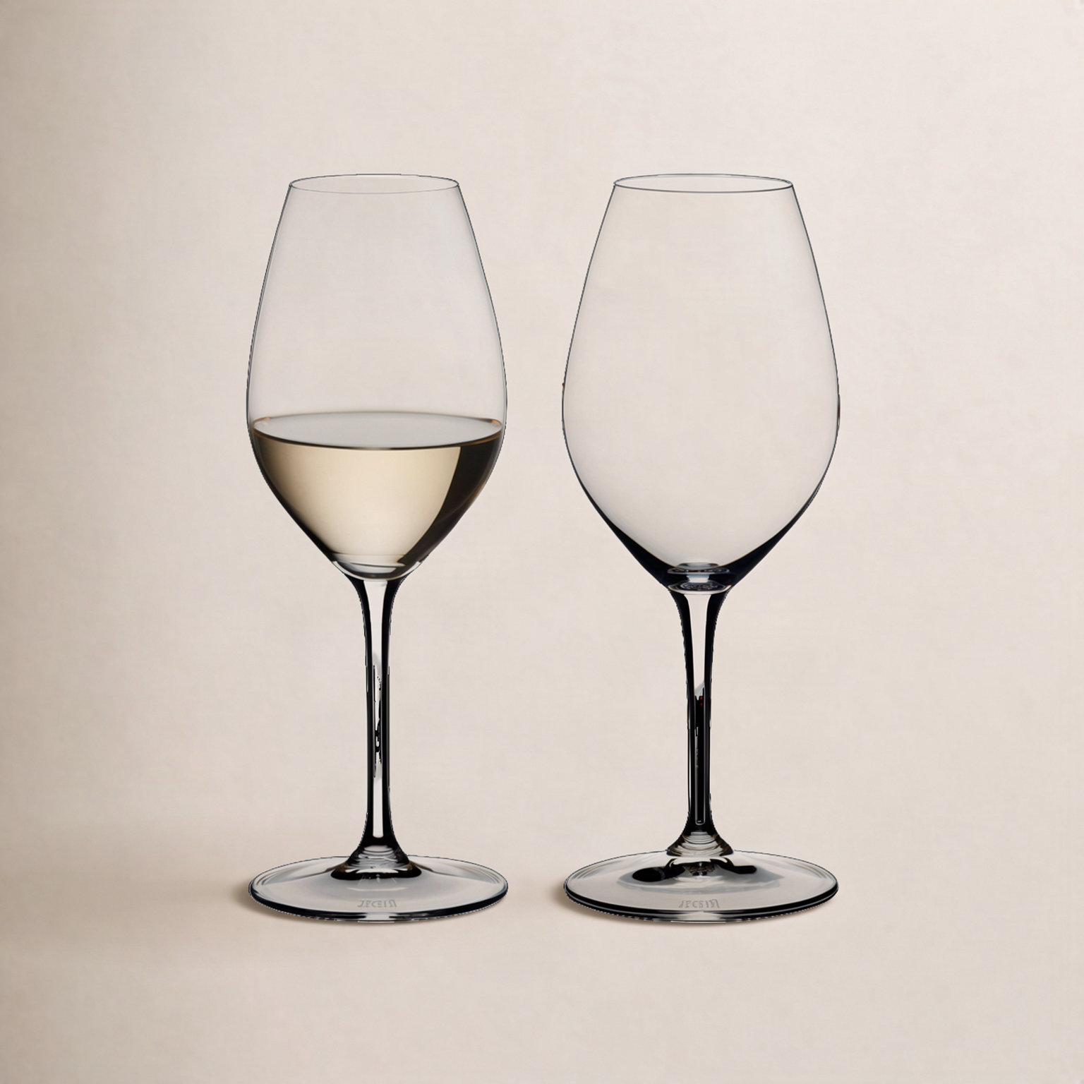 Wine-Friendly White Wine Glass