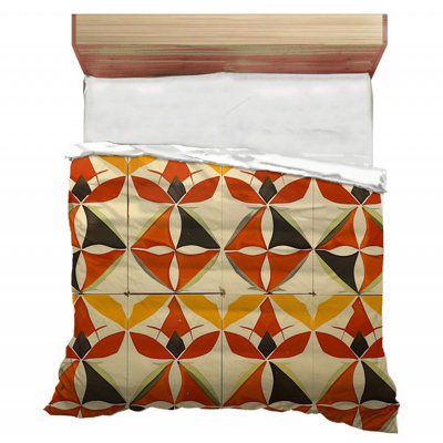 Microfiber / Polyester Comforter
