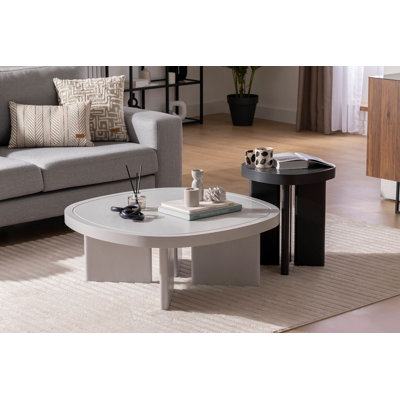 Table basse moderne grise 36,2 po x 13,8 po x 36,2 po | 100% panneau de fibres à densité moyenne avec pieds robustes en bois, capacité de charge de 22 lb | Conception élégante de couleur unie - parfaite pour le salon et les espaces contemporains