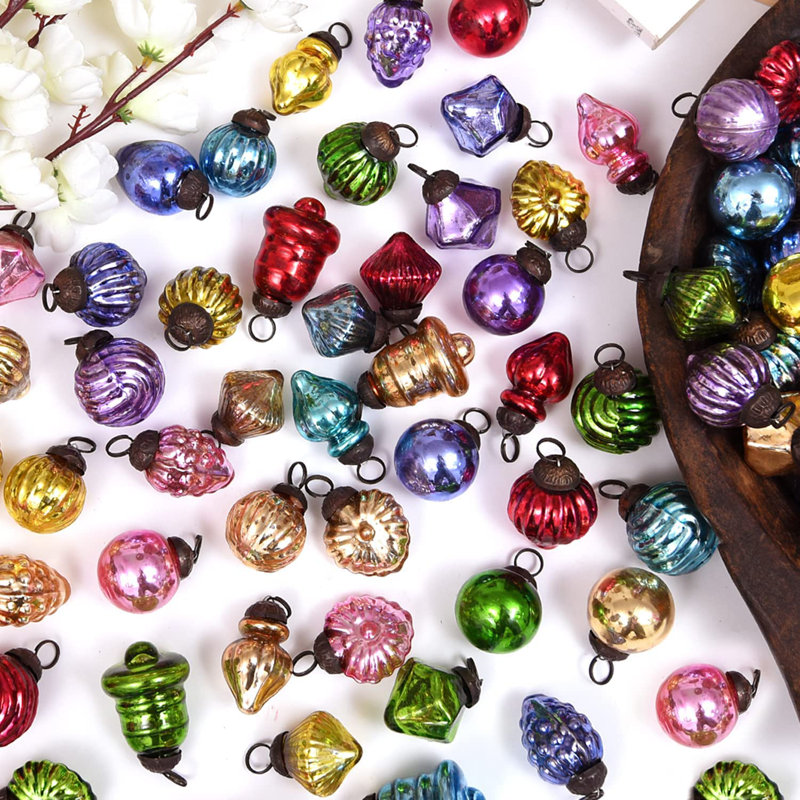 Ensemble de 25 décorations de Noël en verre rétro