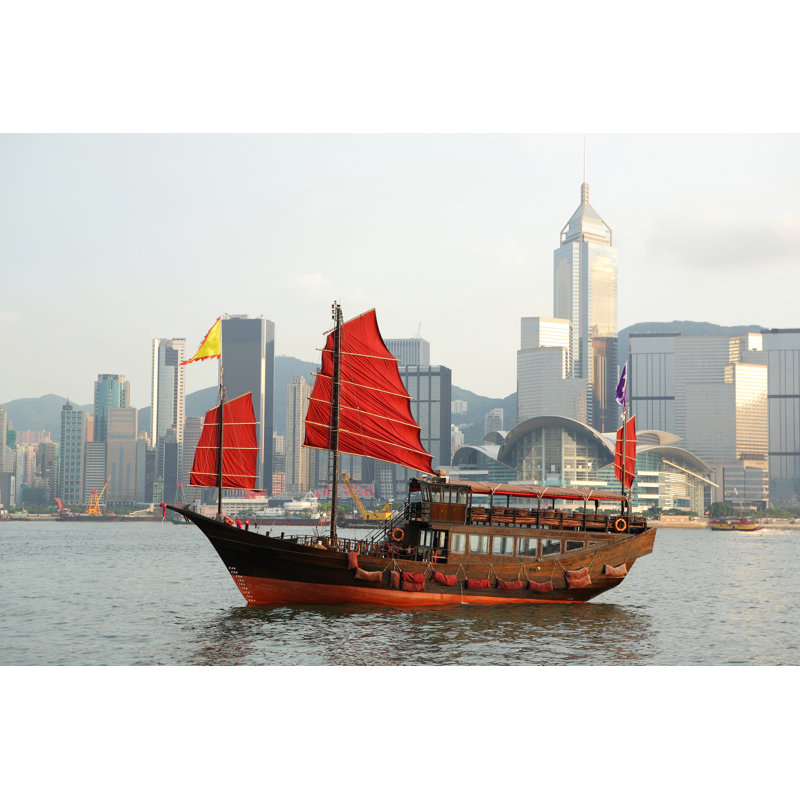 Jonque à Hong-kong par Leungchopan - photographie sur toile tendue, H 12 po x l 18 po