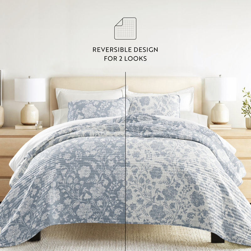Light Blue Twin Reversible Microfiber Quilt Set with Floral Pattern
