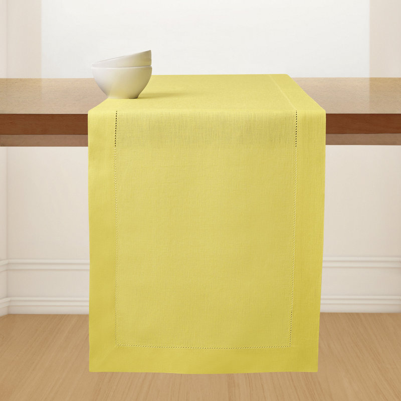 Chemin de table 100% lin D'Okok Homes, L 54 po x P 14 po, Lemon Yellow