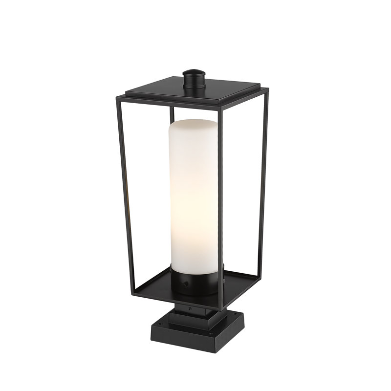 Luminaire à fixation sur mât câblé noir à 1 lumière Jadine, H 24,75 po x l 10 po x P 10 po