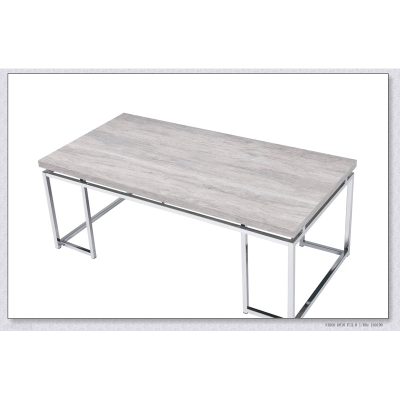 Table basse en chêne naturel et chrome avec base en métal, alliant design moderne et durabilité pour tout espace de vie., Oak