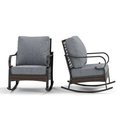 Chaise longue berçante et coulissante en métal