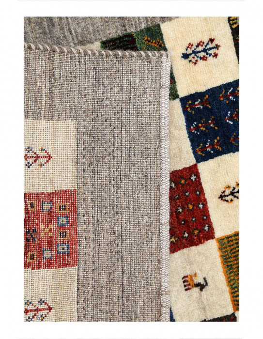 Tapis en laine d'agneau Leeron 2 pi 9 po x 4 pi 1 po ivoire Leeron