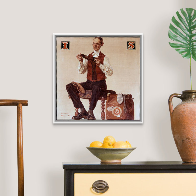 «Man Inspecting Socks», art mural sur toile, H 22 po x l 22 po x P 1,75 po, Cadre flottant blanc