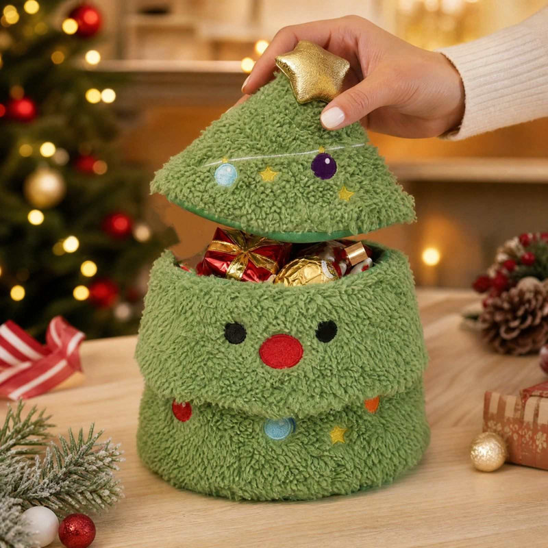 Décorations de Noël, sapins de Noël, boîtes-cadeaux et cadeaux festifs avec des surprises à l'intérieur