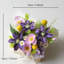Ornements de fleurs simulées