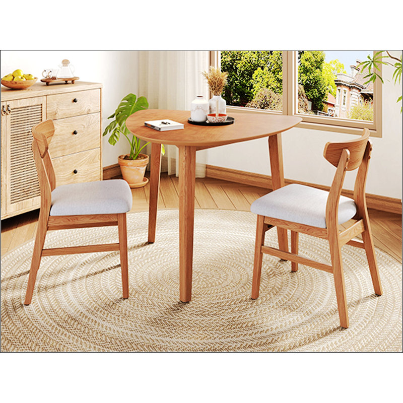 Ensemble de table moderne 3 pièces : table d'appoint triangulaire et 2 chaises en bois courbées. Design minimaliste et compact, idéal pour le salon, la cuisine et les petits espaces. Montage facile.