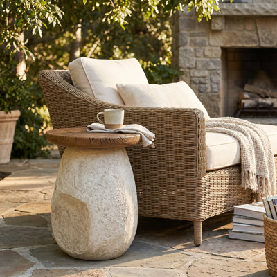 Table d'appoint en forme de poire Laigha Modern Coastal Organic