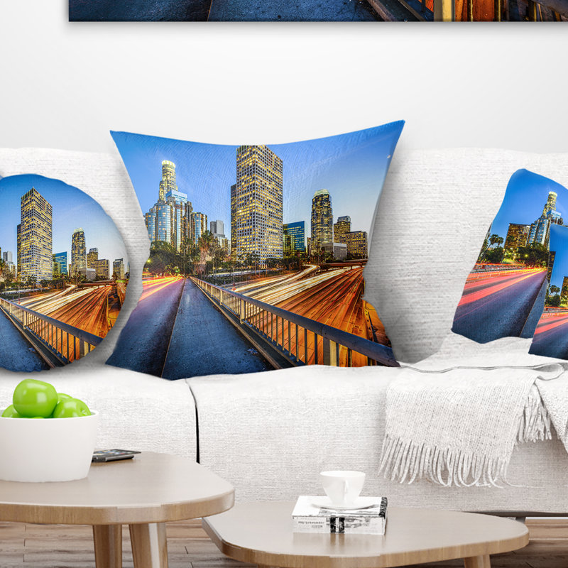 Coussin de trail cityscape, 18 po x 18 po, Coussin décoratif