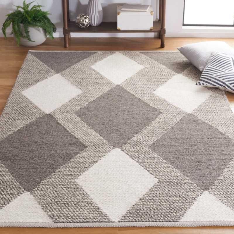 Charvik Geometric Handmade Area Rug in Ivory/Beige, Rectangle 5' x 8'
