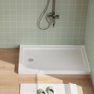 Base de douche antidérapante - ABS durable, bonde centrale, surface texturée, certifiée CUPC et certifiée par la Safety Association, légère, avec trousse de bonde incluse - idéale pour la rénovation de salle de bain